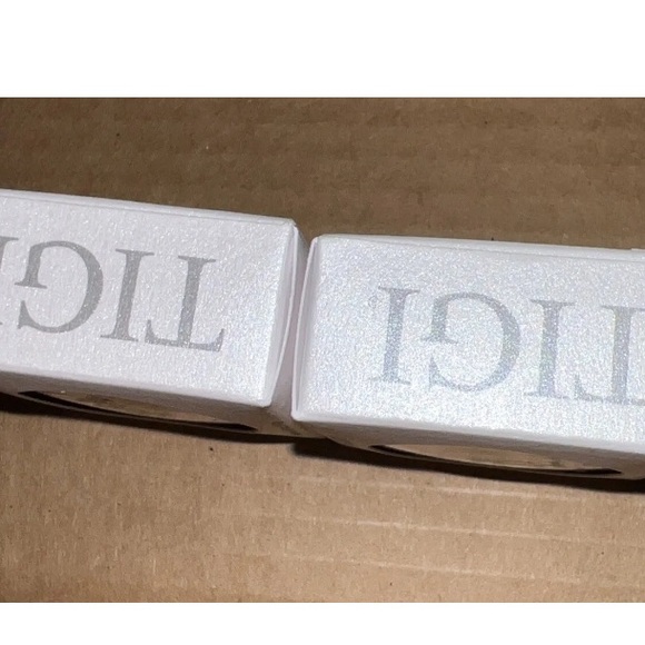 TIGI Cosmetics Glow Blush- Haute -NEW IN BOX Lot of 2 - Picture 6 of 16